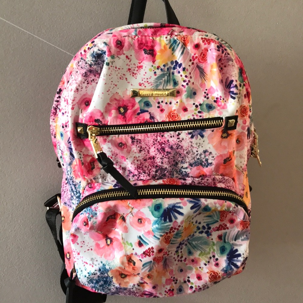 Steve Madden Floral *Rare* Backpack 🌸🌸🌸